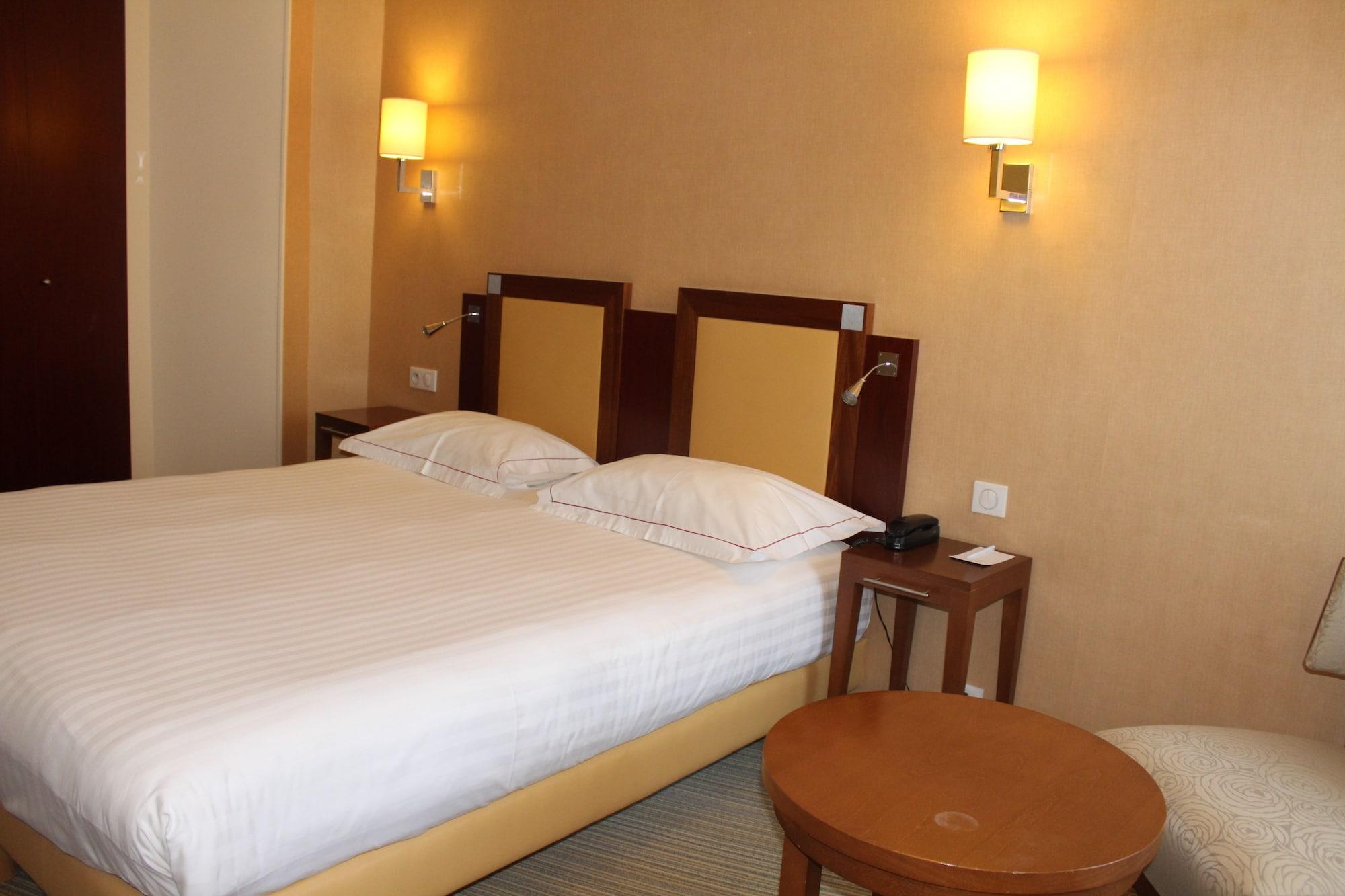 Best Western Plus Hotel D'Angleterre Bourges Zewnętrze zdjęcie
