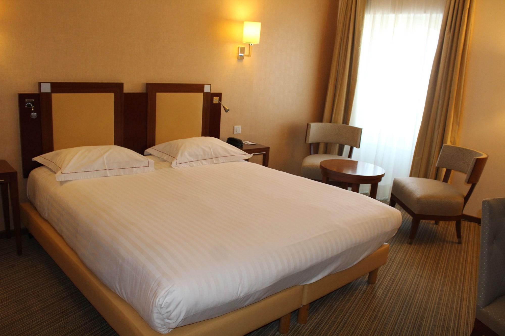 Best Western Plus Hotel D'Angleterre Bourges Zewnętrze zdjęcie