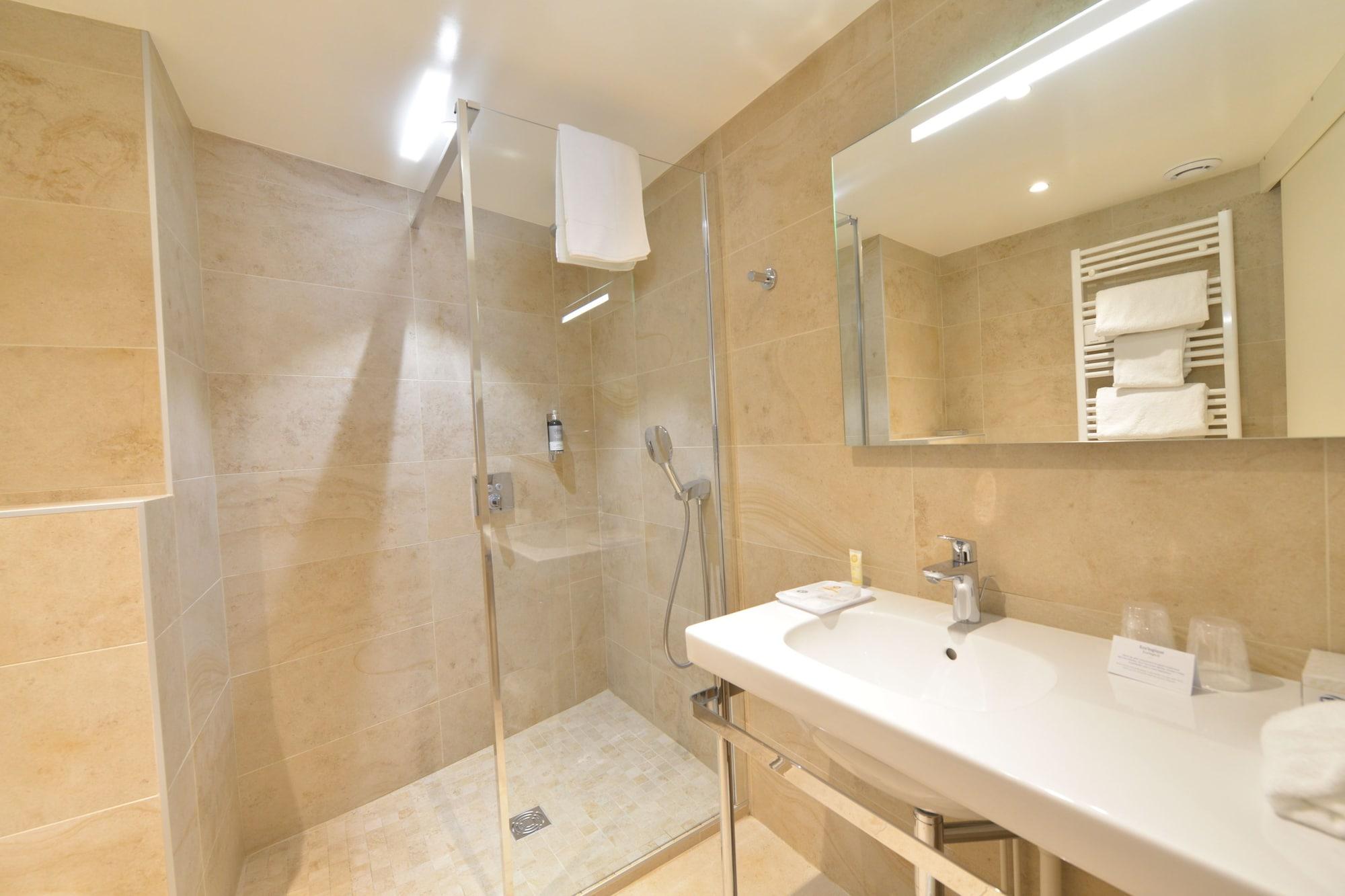Best Western Plus Hotel D'Angleterre Bourges Zewnętrze zdjęcie